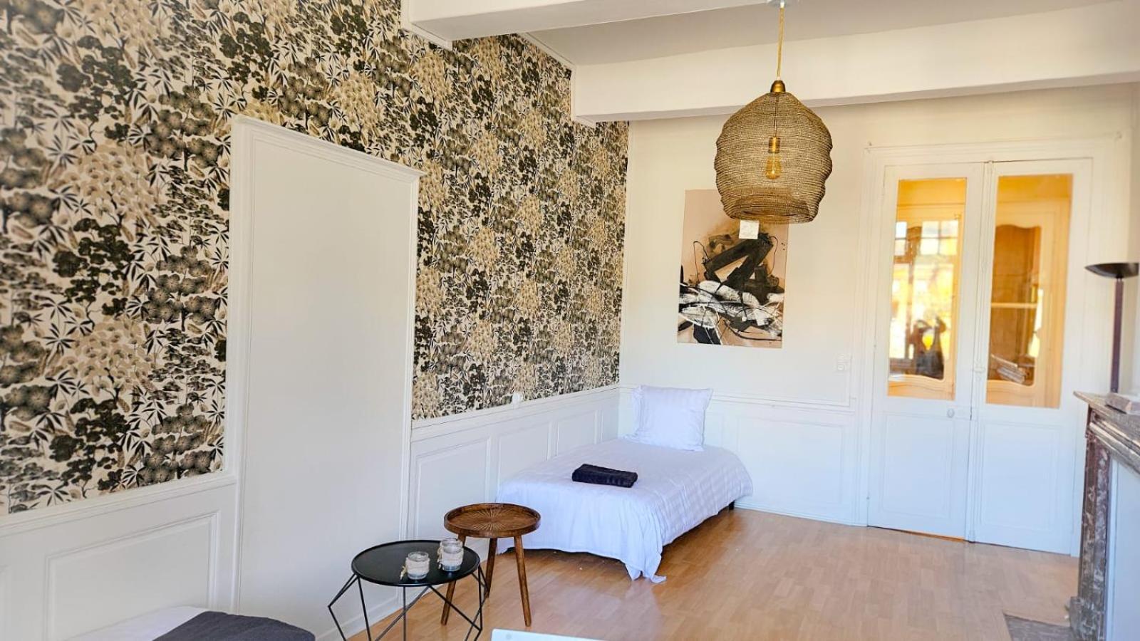 Grand Apt 130M2 Vue Place Ducale Charleville-Mézières Buitenkant foto