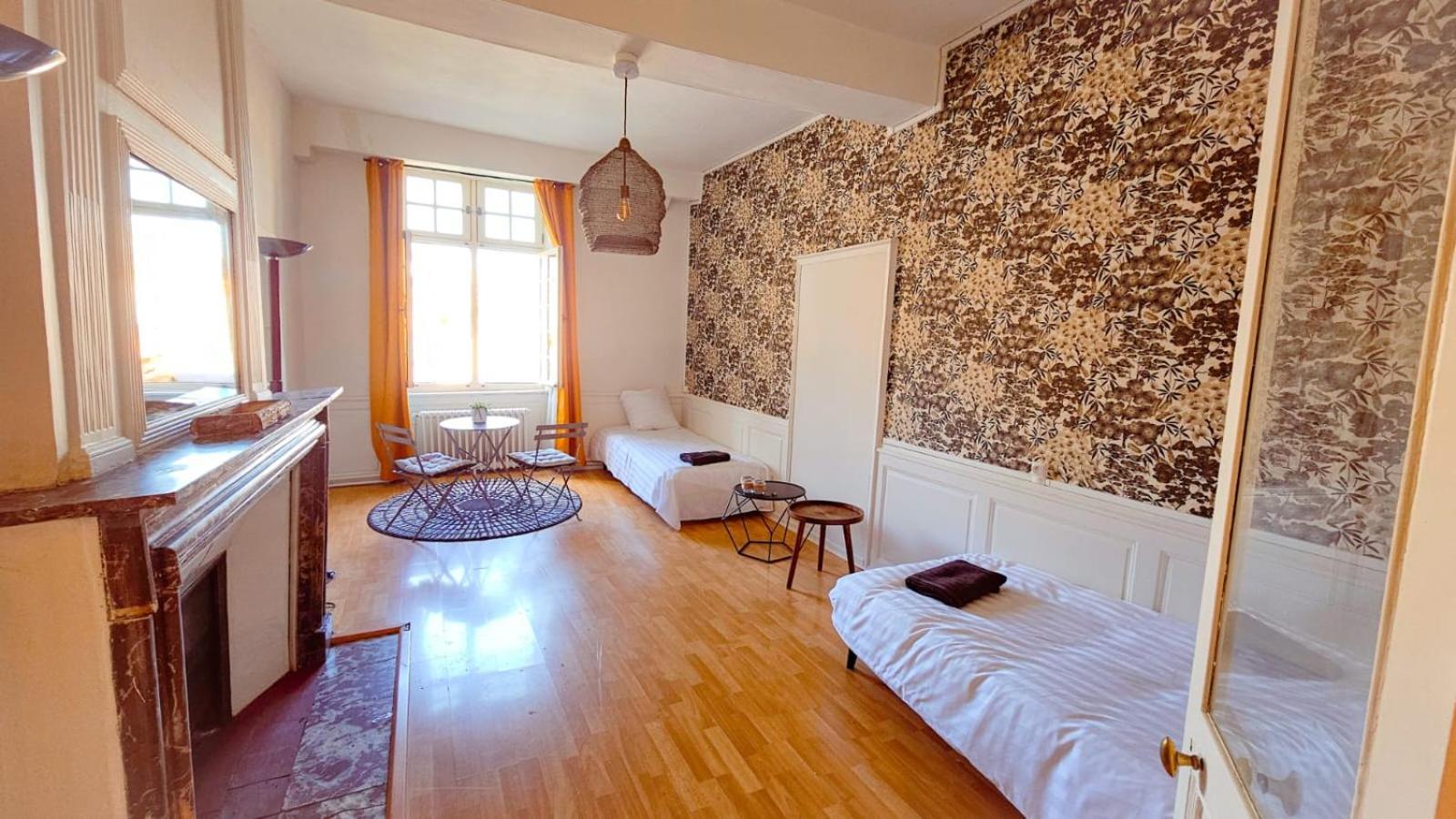 Grand Apt 130M2 Vue Place Ducale Charleville-Mézières Buitenkant foto
